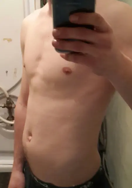 Андрей из Партизанска, мне 33, познакомлюсь на одну ночь