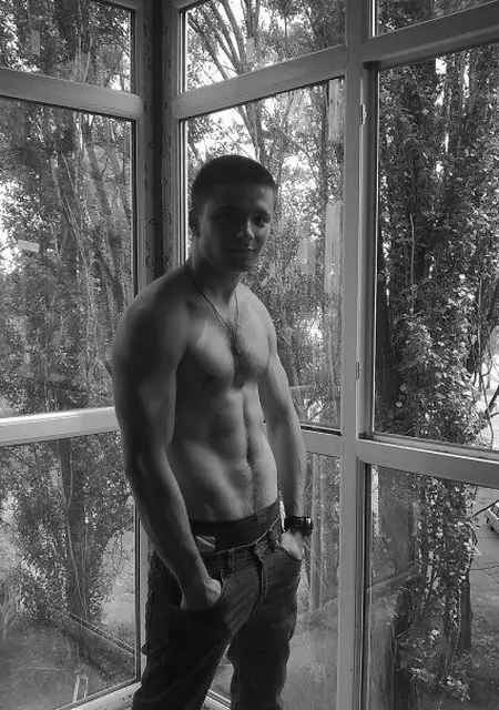 Я Kolia, 46 років, знайомлюсь для постійних стосунків у Івано-Франківську