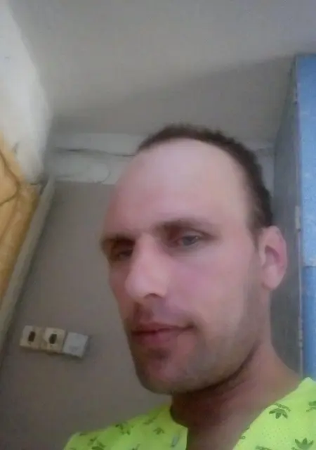 Дмитрий из Парабели, мне 44, познакомлюсь на одну ночь