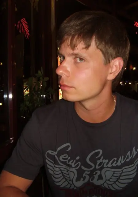 Артем из Звенигорода, ищу на сайте знакомства на одну ночь