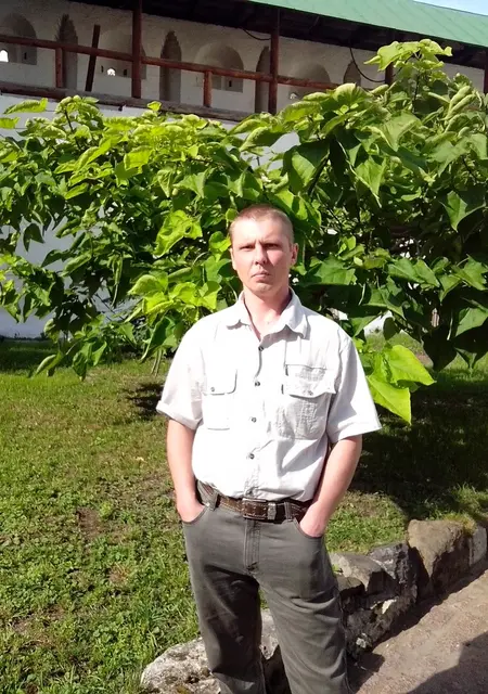 Я Andrei, 49, из Мурома, ищу знакомства без обязательств