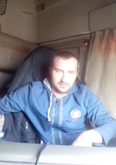 Евгений из Саранска, ищу на сайте знакомства без обязательств