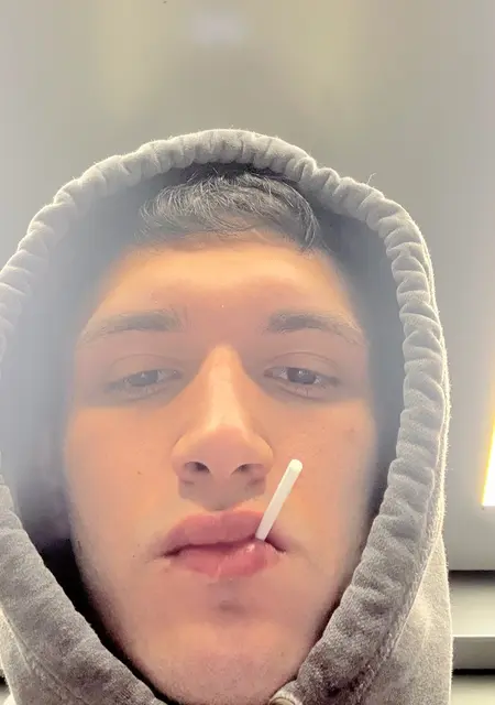 Danil из Санкт-Петербурга, мне 21, познакомлюсь для вирта