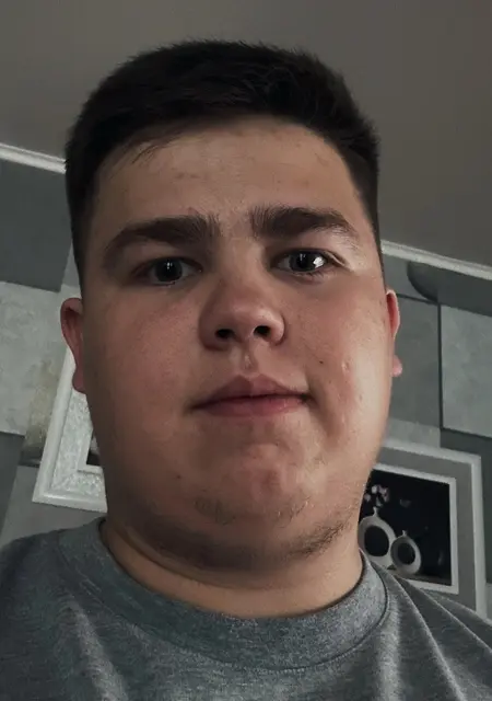 Павел из Томска, ищу на сайте знакомства без обязательств