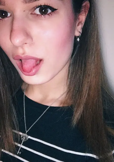 Я Маша, 28, знакомлюсь для вирта в Брянске