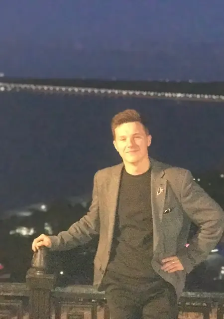 Я Назар, 20, из Керчи, ищу знакомство для общения