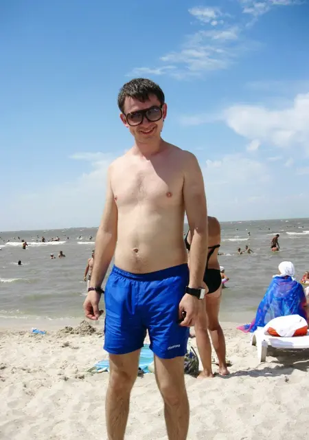 Юрий из Шахт, мне 39, познакомлюсь на одну ночь