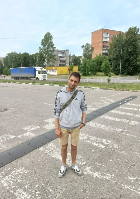 Артём из Кургана, ищу на сайте знакомства на одну ночь