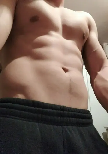 Я Павел, 36, из Толочина, ищу знакомства на одну ночь