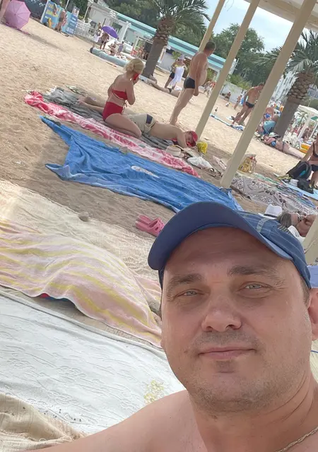 Сергей из Шарыпова, мне 41, познакомлюсь для дружбы