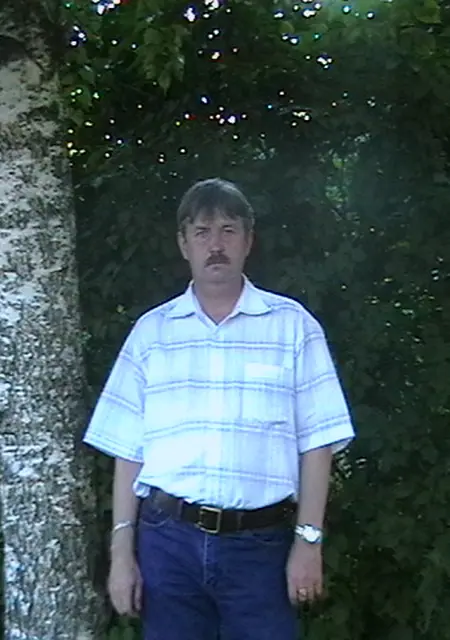 Я Андрей, 61, из Котельнича, ищу знакомства на одну ночь