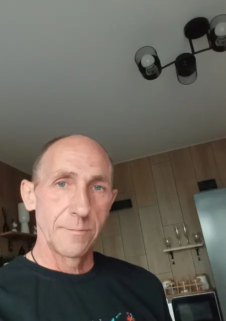 Я Стас, 53, из Уфы, ищу знакомства без обязательств