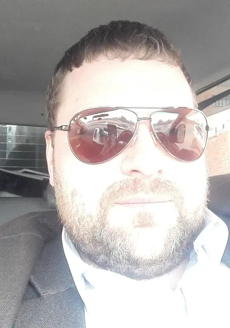 Павел из Братска, ищу на сайте знакомства на одну ночь