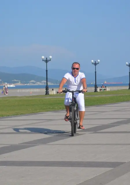 Андрей из Ленинска-Кузнецкого, мне 41, познакомлюсь на одну ночь