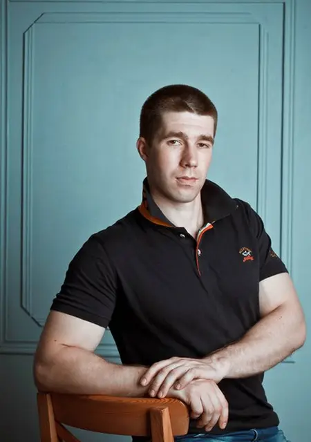 Я Антон, 38, из Кирова, ищу знакомство для постоянных отношений