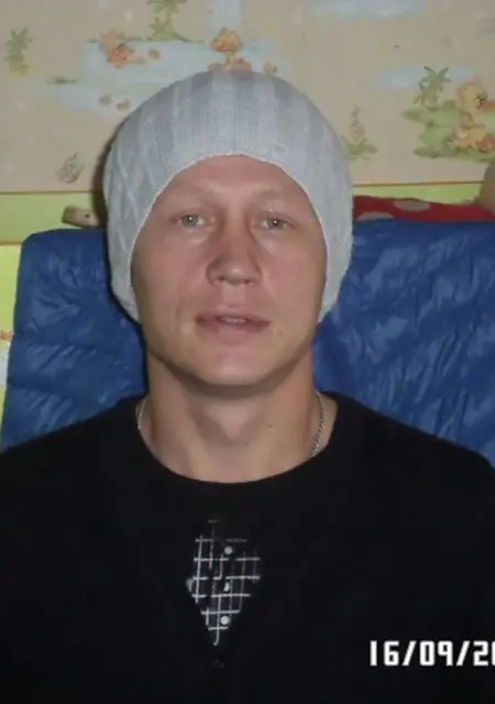 Я Дима, 45, знакомлюсь без обязательств в Семидесятке