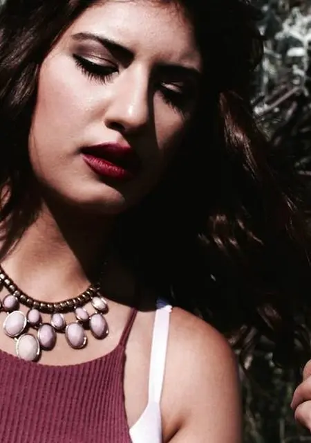 Я Екатерина, 41, из Кулоя, ищу знакомства без обязательств