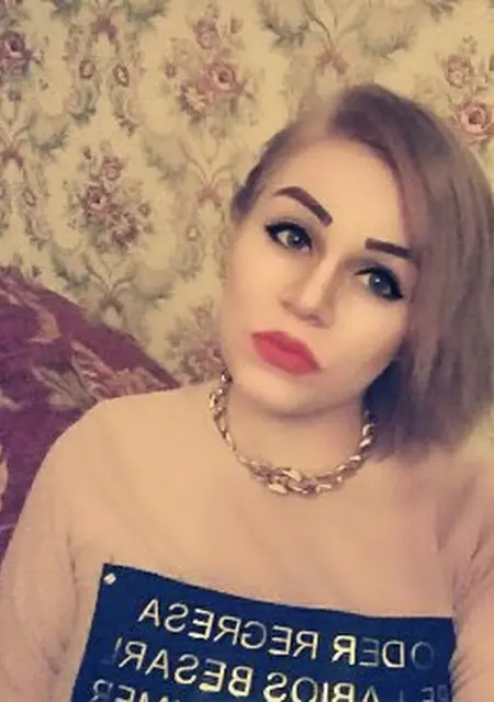 Я Дина, 28, из Алексина, ищу знакомства без обязательств