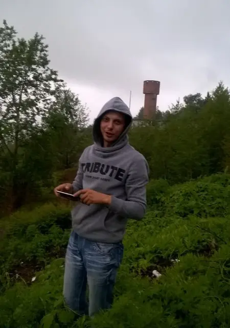 Майкл из Чегдомына, ищу на сайте знакомства на одну ночь