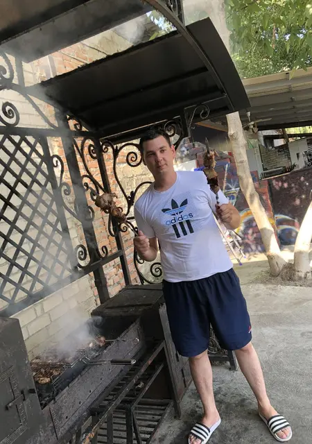 Я Алексей, 31, из Моздока, ищу знакомства без обязательств