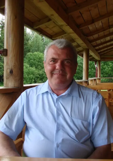 Я Александр, 56, из Пскова, ищу знакомства без обязательств