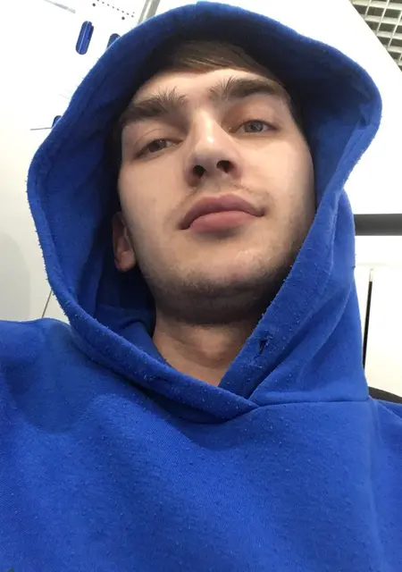 Я Александр, 27, знакомлюсь для вирта в Чебоксарах