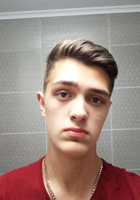 Я Дмитрий, 20, знакомлюсь на одну ночь в Комсомольске-на-Амуре