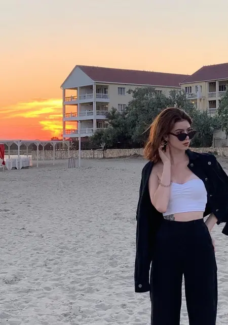 Я Дарина, 24, знакомлюсь без обязательств в Тобольске