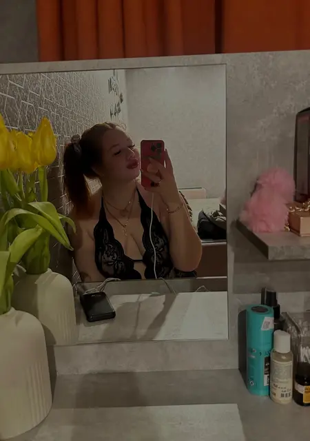 Я Ольга, 24, из Санкт-Петербурга, ищу знакомства без обязательств