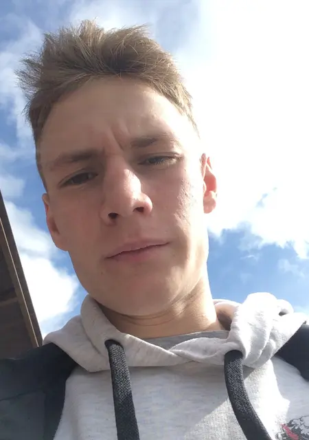 Эмиль из Казани, мне 21, познакомлюсь на одну ночь