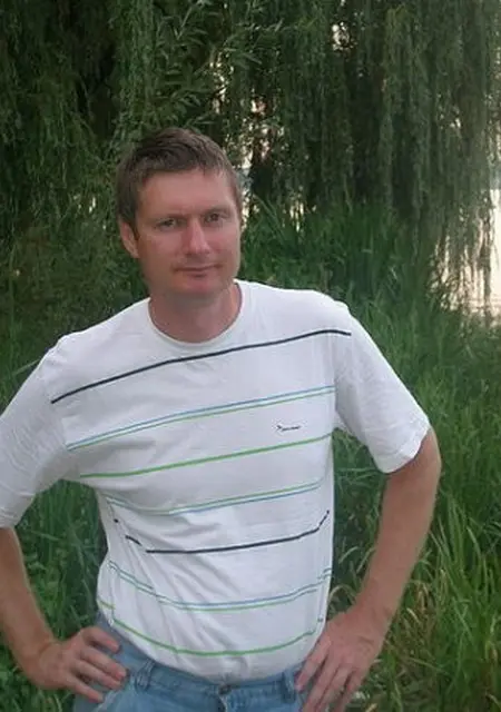 Я Игорь, 48, знакомлюсь для дружбы в Азове