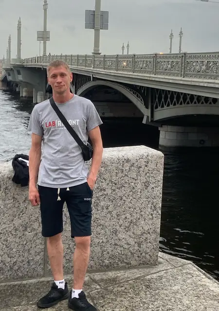 Алексей из Северодвинска, мне 28, познакомлюсь для открытые отношения