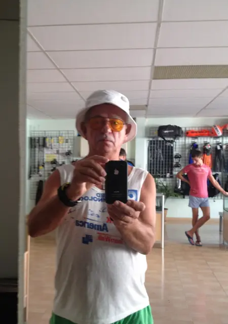 Я Аристарг, 67, из Воронежа, ищу знакомства без обязательств