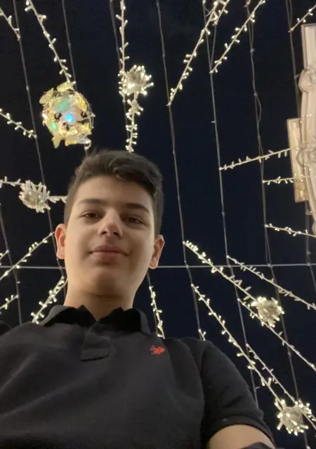 Я Arsen, 22, знакомлюсь на одну ночь в Одинцово