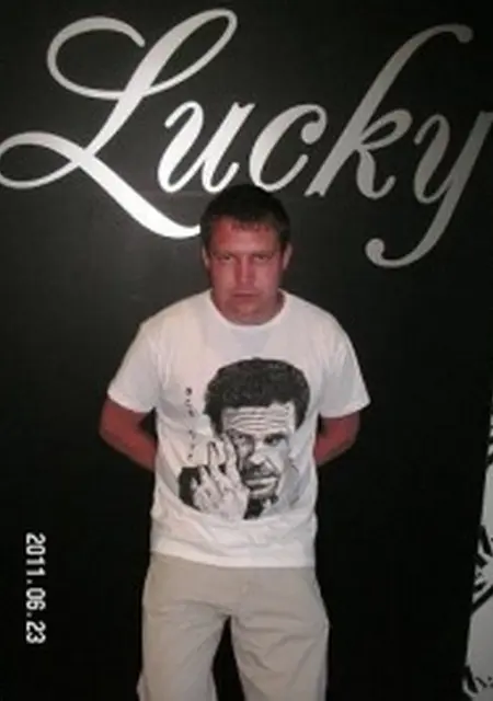 Я Дмитрий, 40, знакомлюсь для дружбы в Северодвинске