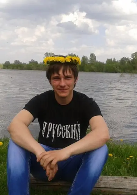 Я Дмитрий, 30, из Кирова, ищу знакомства без обязательств