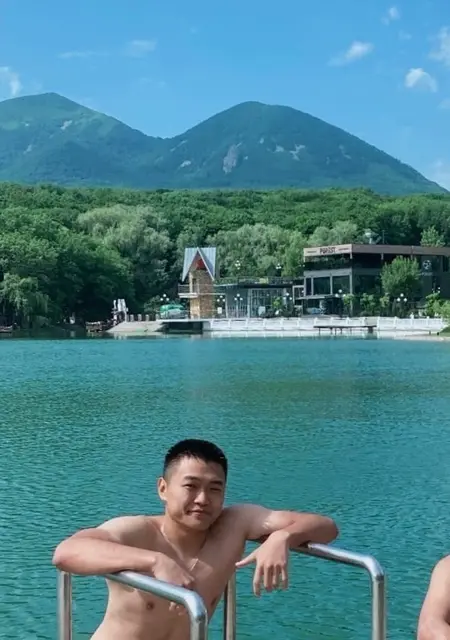 Олег из Новочеркасска, ищу на сайте знакомства на одну ночь