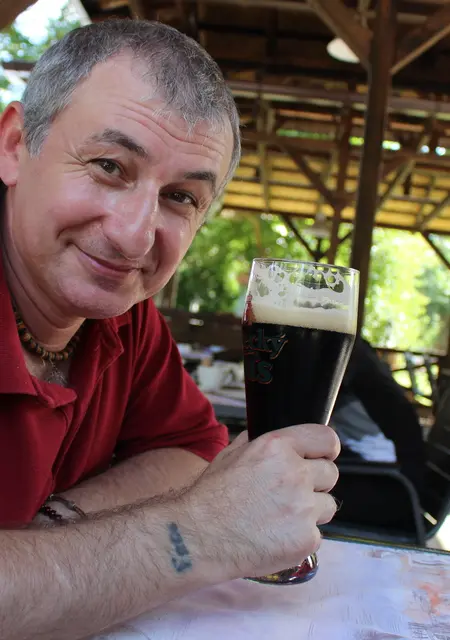 Я Артур, 52, из Кропоткина, ищу знакомства без обязательств