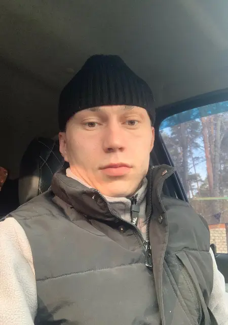 Я Станислав, 28, из Шадринска, ищу знакомства без обязательств