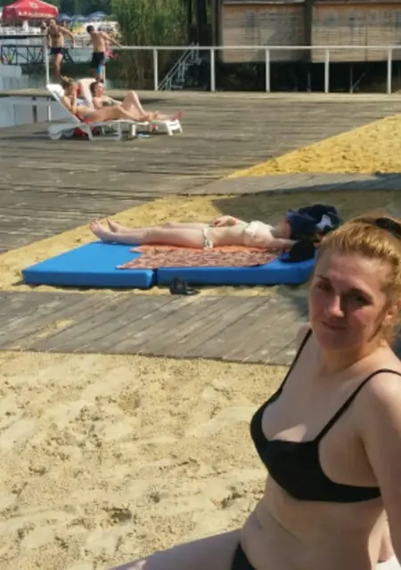 Ксюша из Ростова-на-Дону, мне 45, познакомлюсь на одну ночь