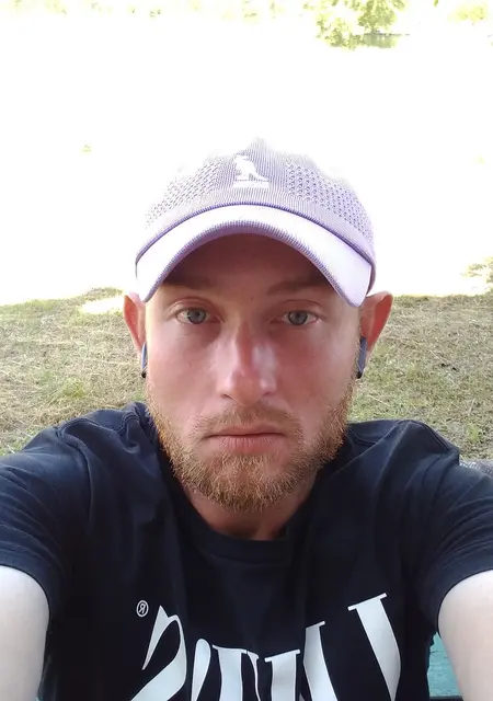 Я Максим, 36, знакомлюсь без обязательств в Березниках