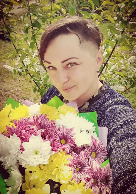 Я Елена, 39, знакомлюсь без обязательств в Тюмени