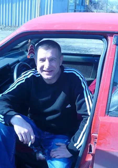 Виктор из Лисок, мне 55, познакомлюсь без обязательств