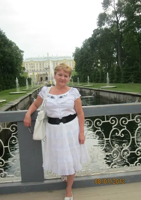 Александра из Санкт-Петербурга, ищу на сайте знакомства на одну ночь