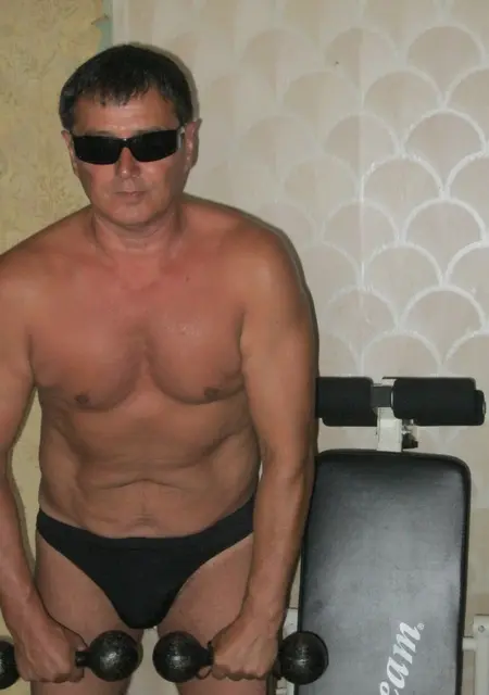 Я Doktor, 55, знакомлюсь без обязательств в Уфе