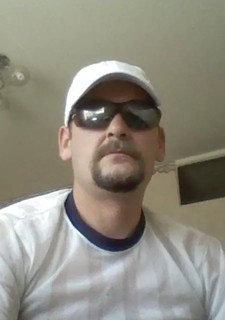 Я Влад, 44, знакомлюсь без обязательств в Горячем Ключе