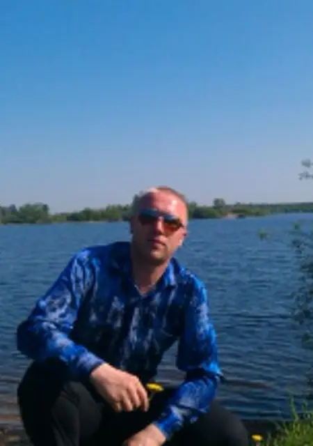 Серж из Гусева, ищу на сайте знакомства на одну ночь