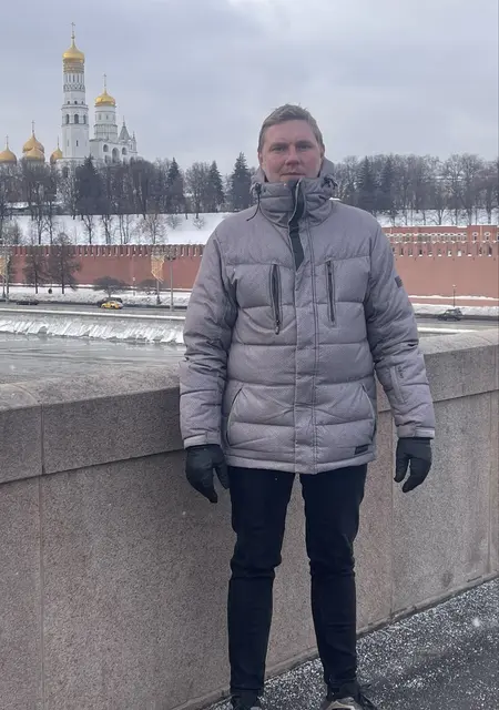 Александр из Тольятти, мне 28, познакомлюсь для приятного времяпровождения