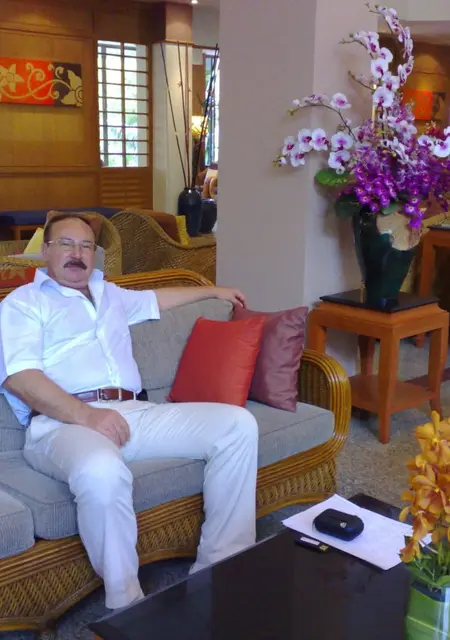 Михаил из Ессентуков, ищу на сайте постоянные отношения