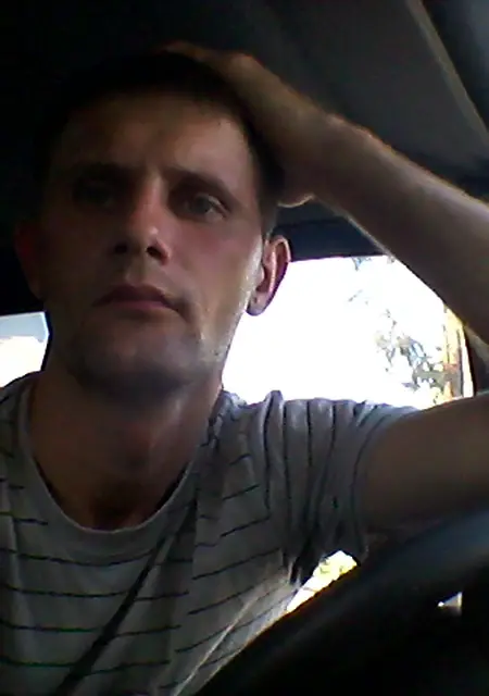 Антоша из Зеленограда, мне 40, познакомлюсь на одну ночь